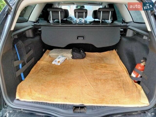 Черный Форд Мондео, объемом двигателя 2.18 л и пробегом 340 тыс. км за 8800 $, фото 22 на Automoto.ua