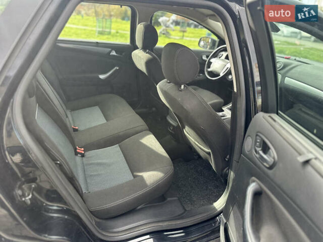 Чорний Форд Мондео, об'ємом двигуна 2 л та пробігом 285 тис. км за 4500 $, фото 15 на Automoto.ua