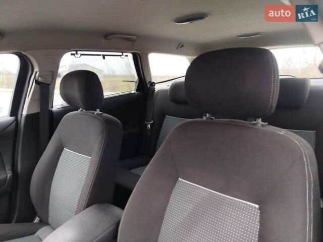 Чорний Форд Мондео, об'ємом двигуна 2 л та пробігом 286 тис. км за 6300 $, фото 20 на Automoto.ua