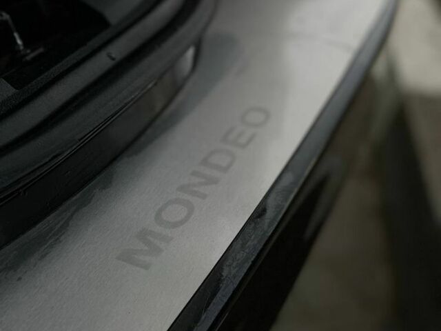 Черный Форд Мондео, объемом двигателя 2 л и пробегом 238 тыс. км за 7850 $, фото 23 на Automoto.ua