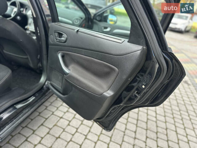 Чорний Форд Мондео, об'ємом двигуна 2 л та пробігом 285 тис. км за 4500 $, фото 16 на Automoto.ua