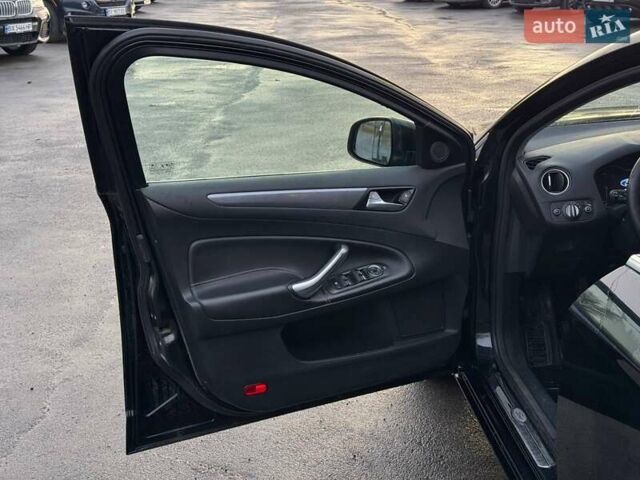 Чорний Форд Мондео, об'ємом двигуна 1.56 л та пробігом 300 тис. км за 6500 $, фото 16 на Automoto.ua