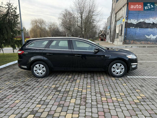 Чорний Форд Мондео, об'ємом двигуна 2 л та пробігом 245 тис. км за 7300 $, фото 3 на Automoto.ua