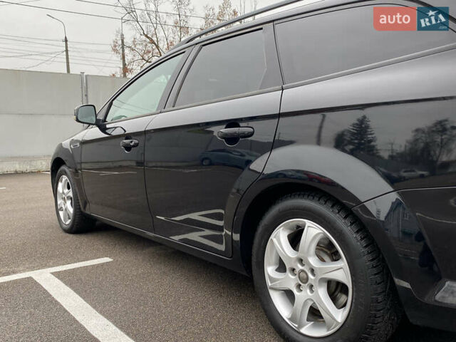 Чорний Форд Мондео, об'ємом двигуна 1.6 л та пробігом 190 тис. км за 7100 $, фото 19 на Automoto.ua
