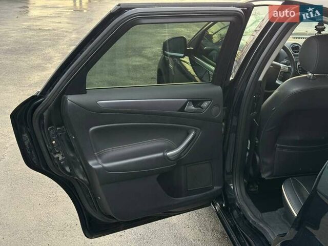 Чорний Форд Мондео, об'ємом двигуна 1.56 л та пробігом 300 тис. км за 6500 $, фото 27 на Automoto.ua