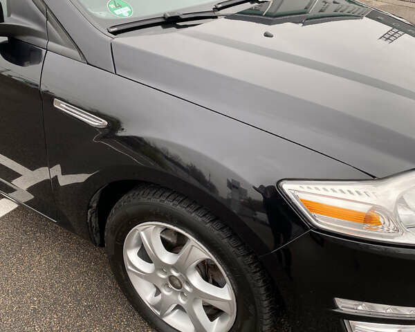 Чорний Форд Мондео, об'ємом двигуна 1.6 л та пробігом 190 тис. км за 7100 $, фото 24 на Automoto.ua