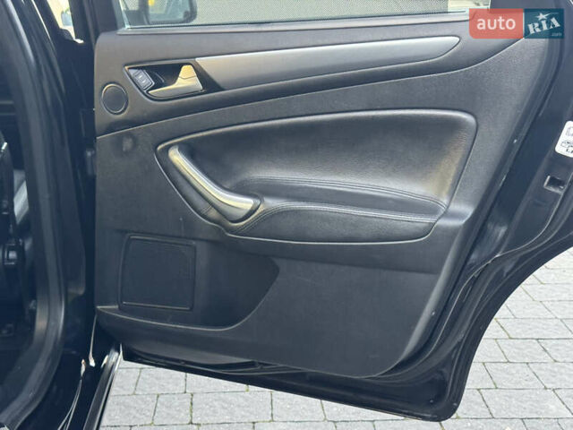 Черный Форд Мондео, объемом двигателя 1.6 л и пробегом 232 тыс. км за 8899 $, фото 78 на Automoto.ua