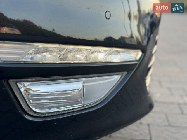 Черный Форд Мондео, объемом двигателя 1.6 л и пробегом 232 тыс. км за 8899 $, фото 4 на Automoto.ua