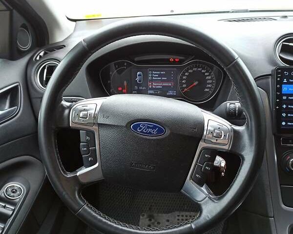 Чорний Форд Мондео, об'ємом двигуна 2 л та пробігом 326 тис. км за 8500 $, фото 8 на Automoto.ua