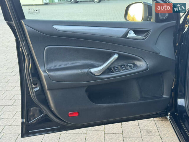 Черный Форд Мондео, объемом двигателя 1.6 л и пробегом 232 тыс. км за 8899 $, фото 34 на Automoto.ua