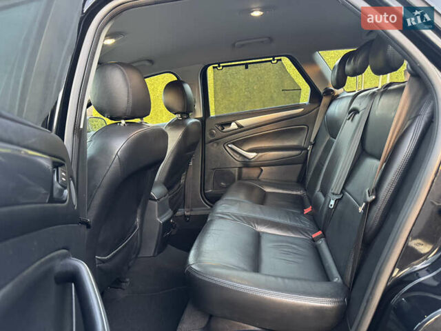 Черный Форд Мондео, объемом двигателя 1.6 л и пробегом 232 тыс. км за 8899 $, фото 71 на Automoto.ua