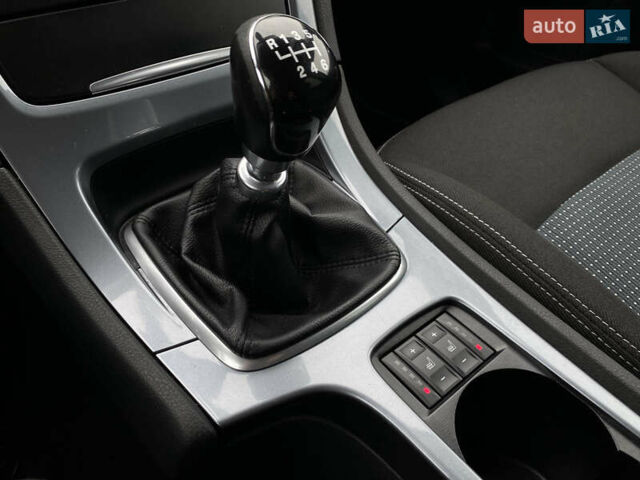 Чорний Форд Мондео, об'ємом двигуна 1.6 л та пробігом 190 тис. км за 7100 $, фото 59 на Automoto.ua