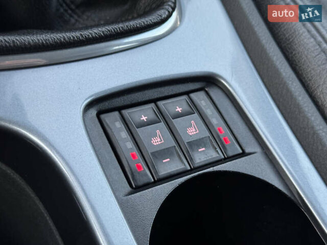 Черный Форд Мондео, объемом двигателя 1.6 л и пробегом 232 тыс. км за 8899 $, фото 59 на Automoto.ua