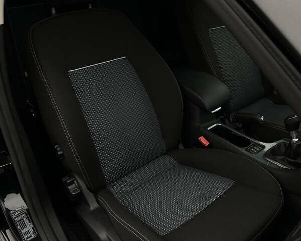 Чорний Форд Мондео, об'ємом двигуна 1.6 л та пробігом 190 тис. км за 7100 $, фото 47 на Automoto.ua