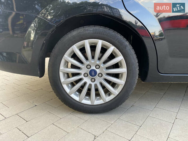 Черный Форд Мондео, объемом двигателя 2 л и пробегом 280 тыс. км за 7000 $, фото 3 на Automoto.ua