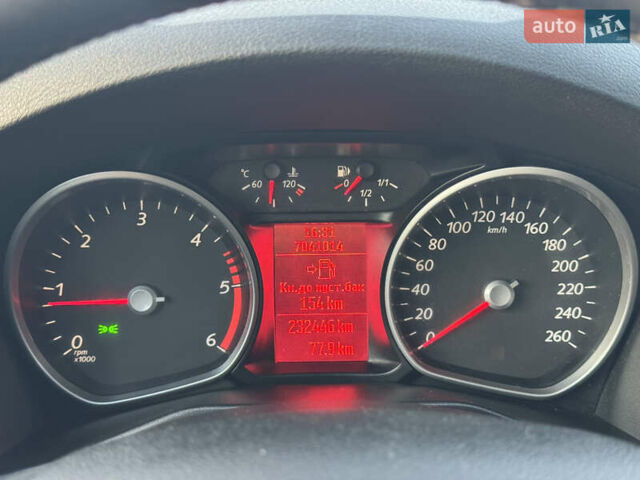 Черный Форд Мондео, объемом двигателя 1.6 л и пробегом 232 тыс. км за 8899 $, фото 50 на Automoto.ua