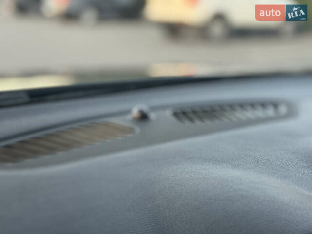 Черный Форд Мондео, объемом двигателя 1.6 л и пробегом 232 тыс. км за 8899 $, фото 56 на Automoto.ua