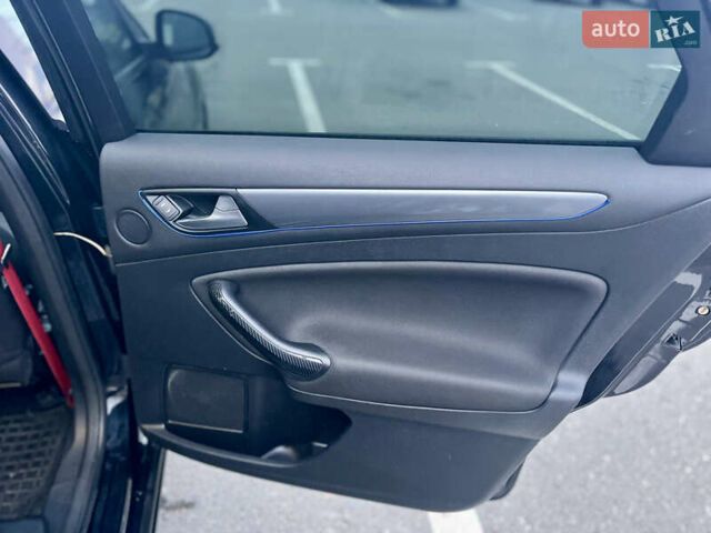 Черный Форд Мондео, объемом двигателя 1.56 л и пробегом 380 тыс. км за 5900 $, фото 12 на Automoto.ua