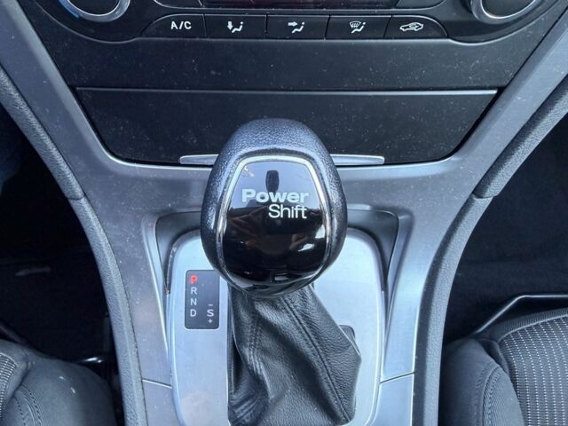 Черный Форд Мондео, объемом двигателя 2 л и пробегом 244 тыс. км за 7350 $, фото 7 на Automoto.ua