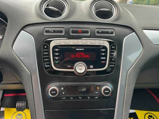 Черный Форд Мондео, объемом двигателя 1.6 л и пробегом 212 тыс. км за 7700 $, фото 12 на Automoto.ua