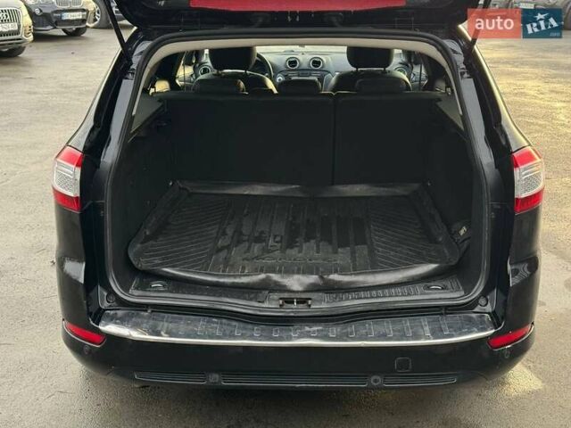 Чорний Форд Мондео, об'ємом двигуна 1.56 л та пробігом 300 тис. км за 6500 $, фото 10 на Automoto.ua