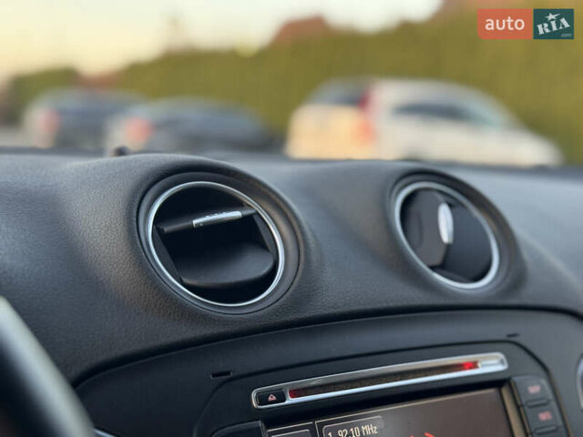 Черный Форд Мондео, объемом двигателя 1.6 л и пробегом 232 тыс. км за 8899 $, фото 55 на Automoto.ua