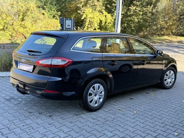 Черный Форд Мондео, объемом двигателя 2 л и пробегом 244 тыс. км за 7350 $, фото 4 на Automoto.ua