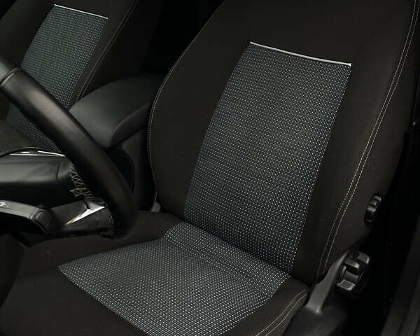 Чорний Форд Мондео, об'ємом двигуна 1.6 л та пробігом 190 тис. км за 7100 $, фото 34 на Automoto.ua