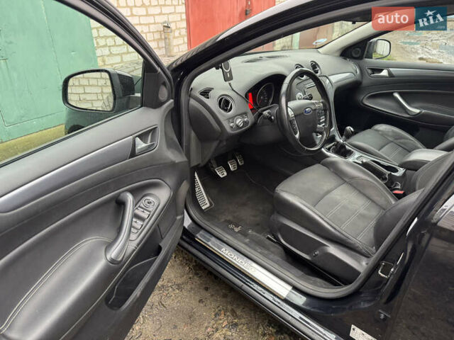 Чорний Форд Мондео, об'ємом двигуна 1.6 л та пробігом 203 тис. км за 8300 $, фото 7 на Automoto.ua