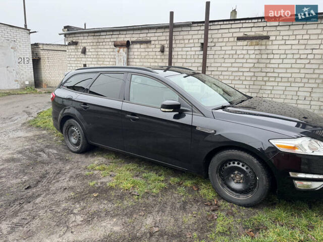 Чорний Форд Мондео, об'ємом двигуна 1.6 л та пробігом 203 тис. км за 8300 $, фото 1 на Automoto.ua