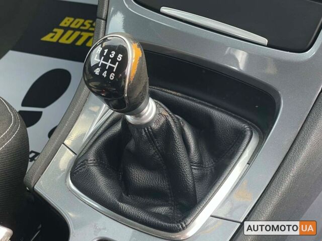 Черный Форд Мондео, объемом двигателя 2 л и пробегом 230 тыс. км за 7500 $, фото 9 на Automoto.ua