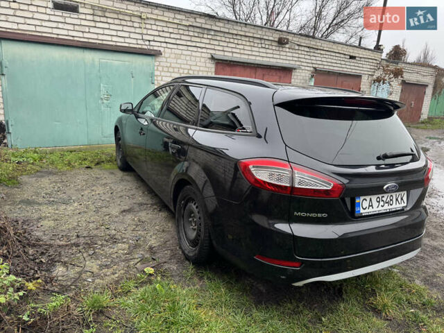 Чорний Форд Мондео, об'ємом двигуна 1.6 л та пробігом 203 тис. км за 8300 $, фото 4 на Automoto.ua