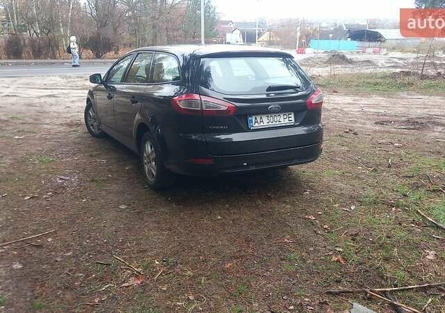 Черный Форд Мондео, объемом двигателя 2 л и пробегом 345 тыс. км за 7500 $, фото 3 на Automoto.ua