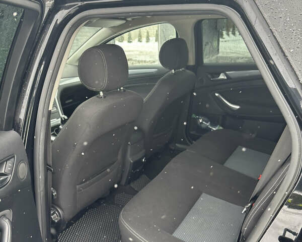 Чорний Форд Мондео, об'ємом двигуна 2 л та пробігом 192 тис. км за 9500 $, фото 27 на Automoto.ua