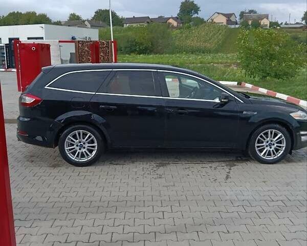 Черный Форд Мондео, объемом двигателя 2.2 л и пробегом 327 тыс. км за 8500 $, фото 12 на Automoto.ua