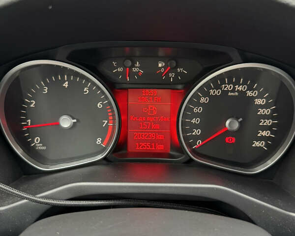 Чорний Форд Мондео, об'ємом двигуна 1.6 л та пробігом 203 тис. км за 8300 $, фото 16 на Automoto.ua