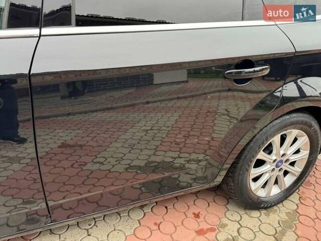 Черный Форд Мондео, объемом двигателя 1.6 л и пробегом 300 тыс. км за 7400 $, фото 22 на Automoto.ua