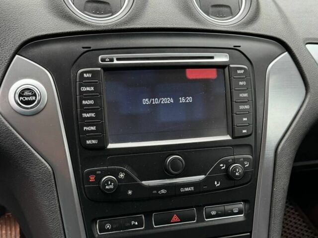 Черный Форд Мондео, объемом двигателя 1.6 л и пробегом 300 тыс. км за 7400 $, фото 10 на Automoto.ua