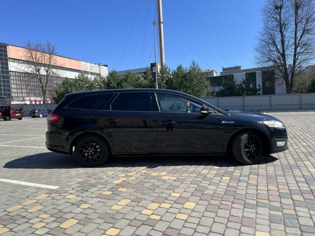 Черный Форд Мондео, объемом двигателя 1.6 л и пробегом 263 тыс. км за 7400 $, фото 7 на Automoto.ua