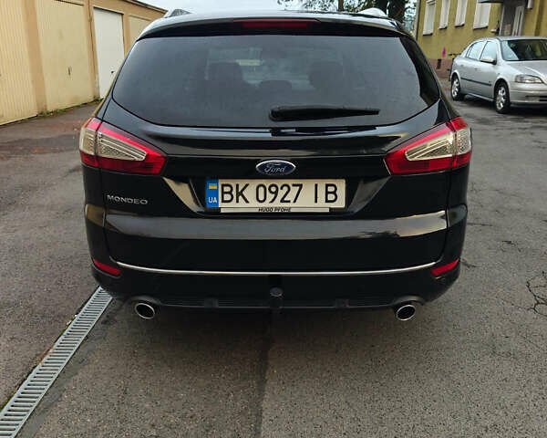 Форд Мондео 2013 в Ровно на Automoto.ua Черный Форд Мондео, объемом двигателя 2.18 л и пробегом 258 тыс. км за 8300 $, фото 4 на Automoto.ua