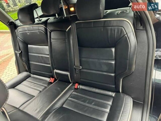 Черный Форд Мондео, объемом двигателя 1.6 л и пробегом 300 тыс. км за 7400 $, фото 4 на Automoto.ua