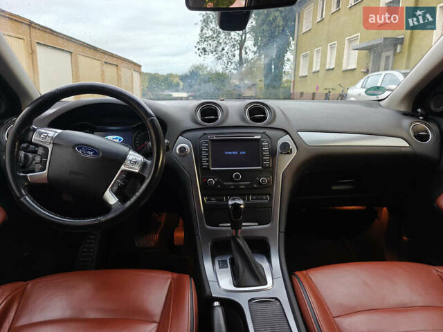 Форд Мондео 2013 в Ровно на Automoto.ua Черный Форд Мондео, объемом двигателя 2.18 л и пробегом 258 тыс. км за 8300 $, фото 9 на Automoto.ua
