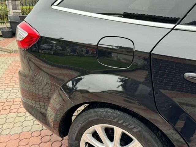 Черный Форд Мондео, объемом двигателя 1.6 л и пробегом 300 тыс. км за 7400 $, фото 16 на Automoto.ua