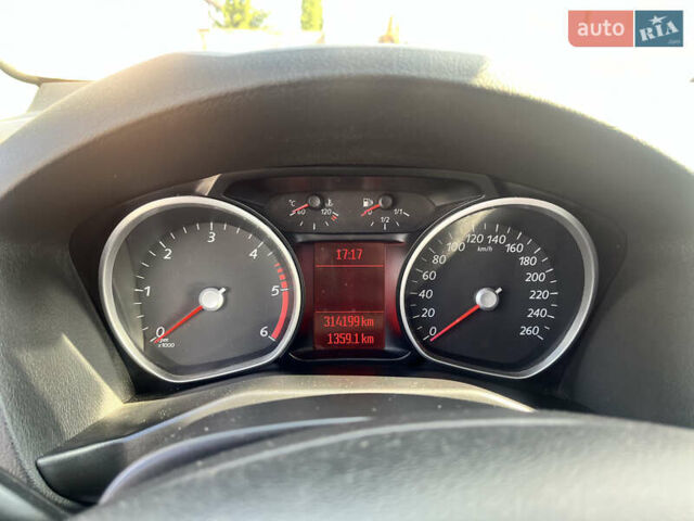 Черный Форд Мондео, объемом двигателя 2 л и пробегом 320 тыс. км за 7400 $, фото 2 на Automoto.ua