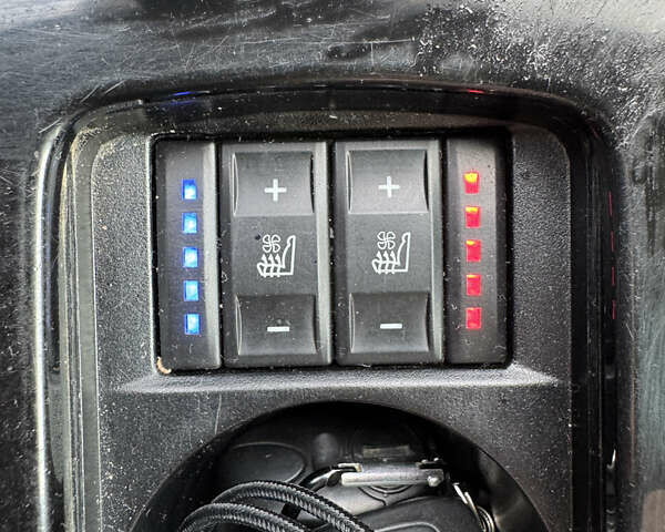 Черный Форд Мондео, объемом двигателя 2.18 л и пробегом 418 тыс. км за 12000 $, фото 26 на Automoto.ua