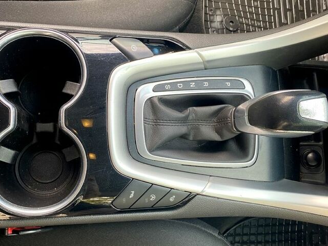 Чорний Форд Мондео, об'ємом двигуна 2 л та пробігом 282 тис. км за 8700 $, фото 7 на Automoto.ua