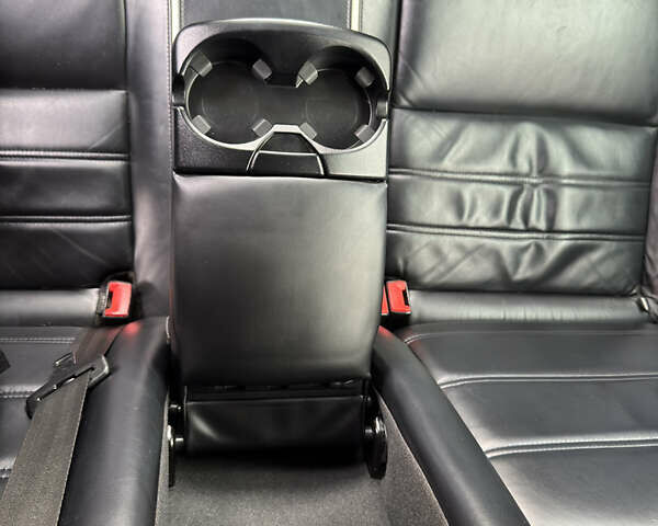 Черный Форд Мондео, объемом двигателя 2.18 л и пробегом 418 тыс. км за 12000 $, фото 35 на Automoto.ua