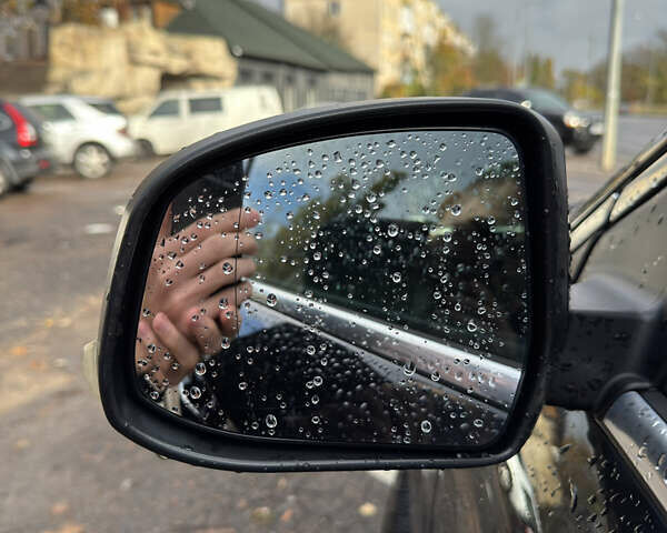 Черный Форд Мондео, объемом двигателя 2.18 л и пробегом 418 тыс. км за 12000 $, фото 14 на Automoto.ua