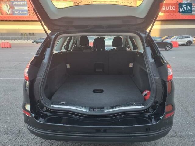 Черный Форд Мондео, объемом двигателя 2 л и пробегом 254 тыс. км за 11300 $, фото 10 на Automoto.ua