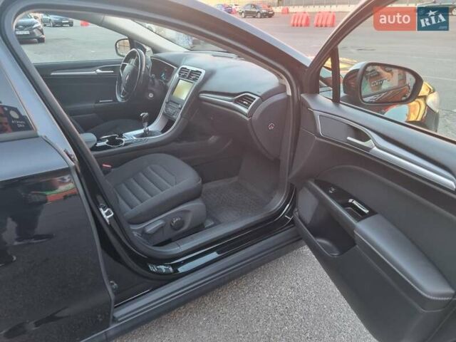 Черный Форд Мондео, объемом двигателя 2 л и пробегом 254 тыс. км за 11300 $, фото 7 на Automoto.ua